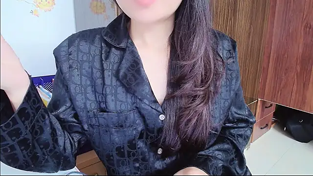 mylove20022 online show from February 23, 2026, 11:22 am