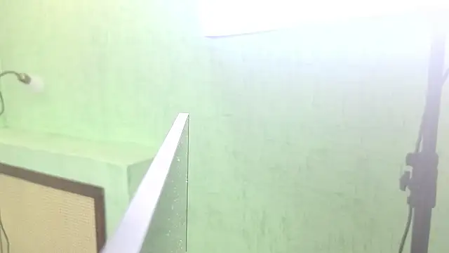 Snapshot of Wendy_Waves chatting on October 29, 2025, 11:53 am Wendy Waves online show from October 29, 2025, 11:53 am