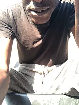 Snapshot of cuminsidebby chatting on November 6, 2025, 5:00 am cuminsidebby online show from November 6, 2025, 5:00 am