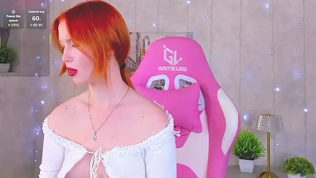 Snapshot of Anna_Patterson chatting on September 24, 2025, 9:16 am Anna Patterson online show from September 24, 2025, 9:16 am