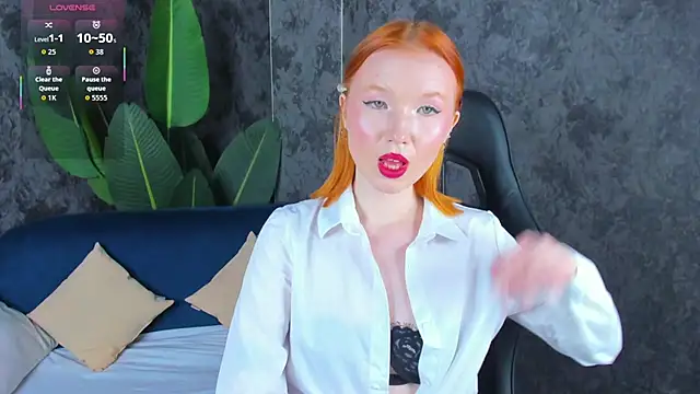 Snapshot of Anna_Patterson chatting on November 24, 2025, 10:15 am Anna Patterson online show from November 24, 2025, 10:15 am