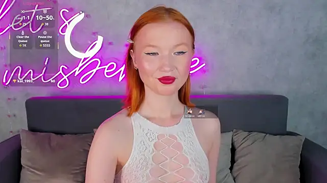 Snapshot of Anna_Patterson chatting on November 27, 2025, 10:05 am Anna Patterson online show from November 27, 2025, 10:05 am