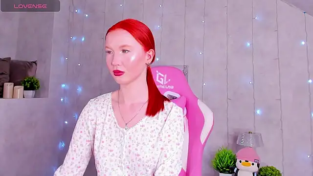 Snapshot of Anna_Patterson chatting on September 23, 2025, 8:32 am Anna Patterson online show from September 23, 2025, 8:32 am