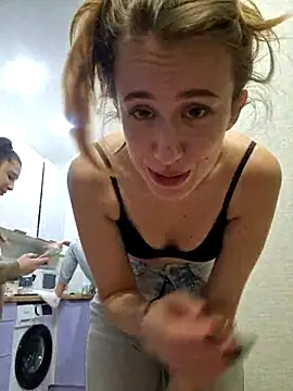 Snapshot of yourfavpsy_ chatting on November 7, 2025, 2:10 pm yourfavpsy online show from November 7, 2025, 2:10 pm