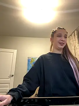 Snapshot of yourfavpsy_ chatting on December 14, 2025, 2:11 pm yourfavpsy online show from December 14, 2025, 2:11 pm