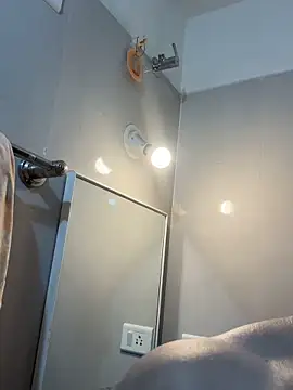 FitNhot sam online show from April 2, 2026, 7:20 pm