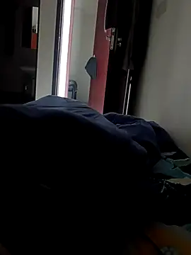 Snapshot of FitNhot_sam chatting on December 14, 2025, 7:08 pm FitNhot sam online show from December 14, 2025, 7:08 pm