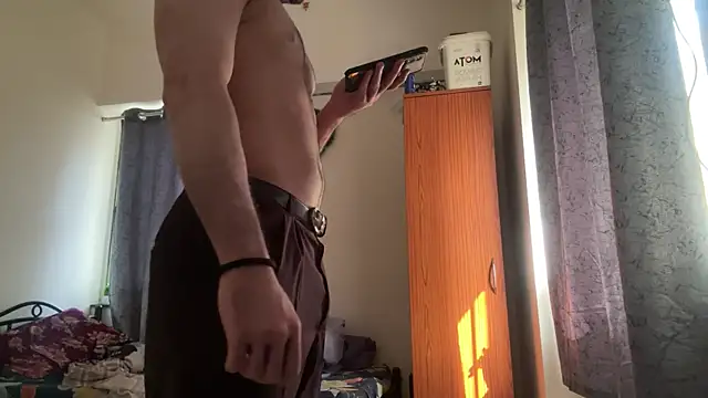 Snapshot of FitNhot_sam chatting on January 13, 2026, 9:24 am FitNhot sam online show from January 13, 2026, 9:24 am