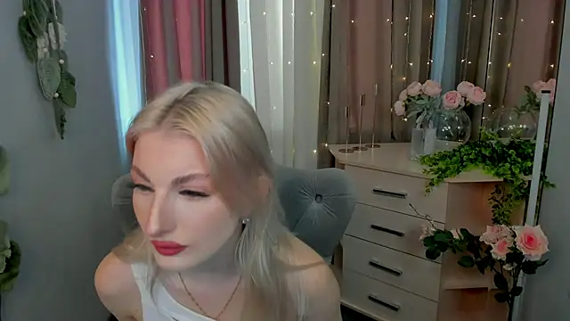 Sarrah blush online show from September 17, 2025, 8:16 am