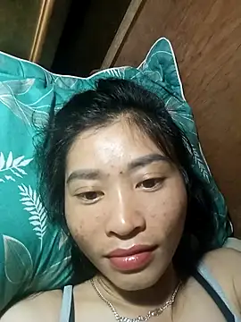 Snapshot of Phuongphuongg chatting on November 9, 2025, 1:37 pm Phuongphuongg online show from November 9, 2025, 1:37 pm