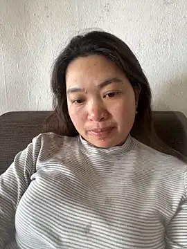 Snapshot of Nhung584 chatting on October 25, 2025, 3:38 am Nhung584 online show from October 25, 2025, 3:38 am