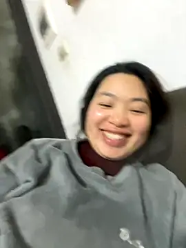 Snapshot of Nhung584 chatting on December 5, 2025, 12:26 pm Nhung584 online show from December 5, 2025, 12:26 pm