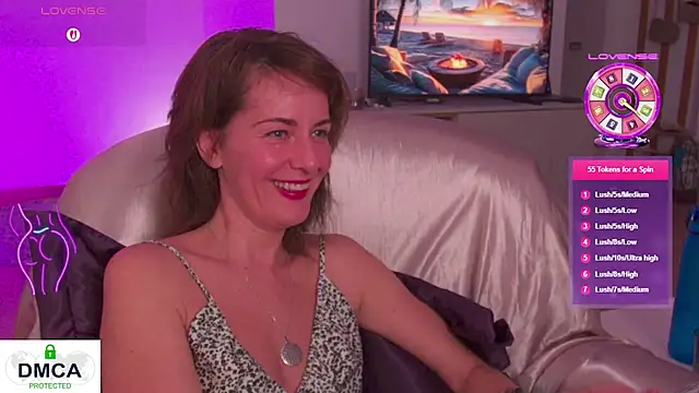 Witch in Silk online show from September 21, 2025, 7:08 pm