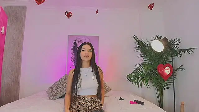 LUNAA    online show from February 23, 2026, 4:03 am