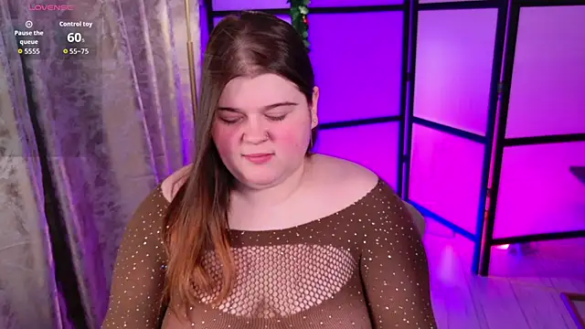 Mia Ray online show from January 15, 2026, 5:49 pm