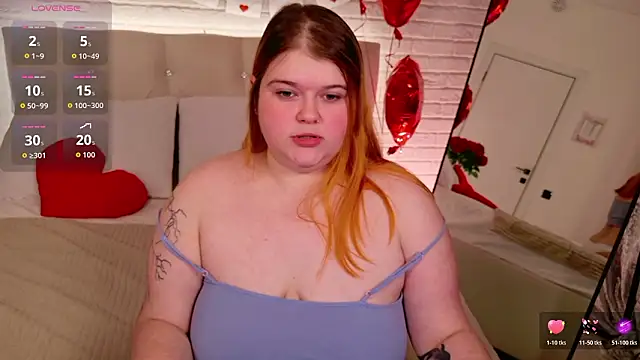 Mia Ray online show from February 12, 2026, 8:08 pm