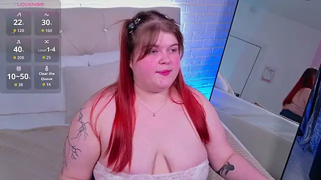 Mia Ray online show from July 8, 2026, 6:41 pm