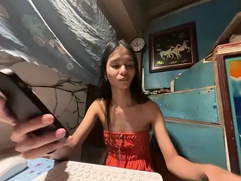 Snapshot of asya_chris chatting on December 22, 2025, 3:01 pm asya chris online show from December 22, 2025, 3:01 pm