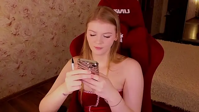 Snapshot of Jenny_Skinner20 chatting on December 22, 2025, 2:39 pm Jenny Skinner20 online show from December 22, 2025, 2:39 pm