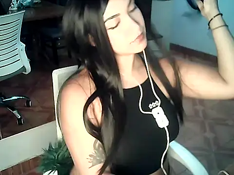 FallsForHerSmile online show from February 25, 2026, 3:18 am