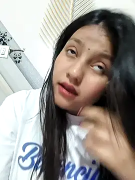 Dipali143143 online show from April 7, 2026, 1:24 pm