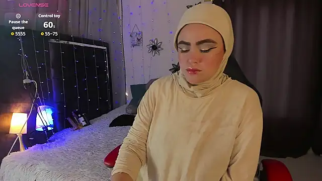 Snapshot of MarianFadel chatting on November 26, 2025, 12:38 pm MarianFadel online show from November 26, 2025, 12:38 pm