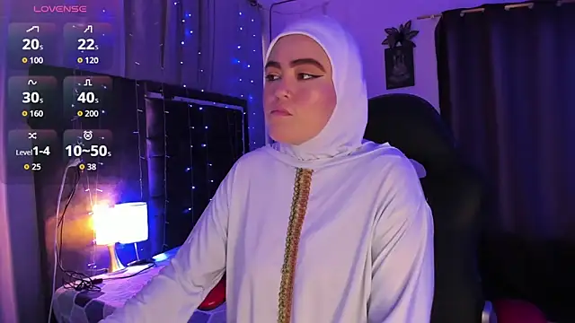 Snapshot of MarianFadel chatting on November 5, 2025, 12:41 pm MarianFadel online show from November 5, 2025, 12:41 pm