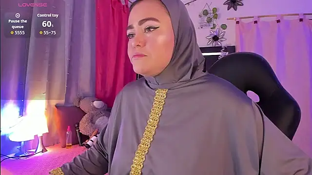 Snapshot of MarianFadel chatting on January 10, 2026, 12:33 pm MarianFadel online show from January 10, 2026, 12:33 pm