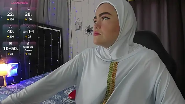 Snapshot of MarianFadel chatting on November 20, 2025, 12:28 pm MarianFadel online show from November 20, 2025, 12:28 pm