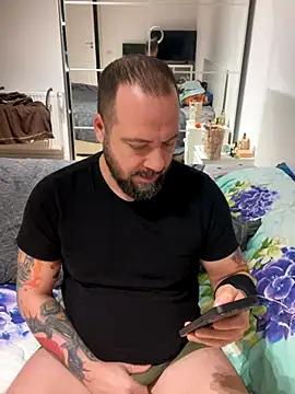 DavidMaros online show from December 3, 2025, 6:47 am