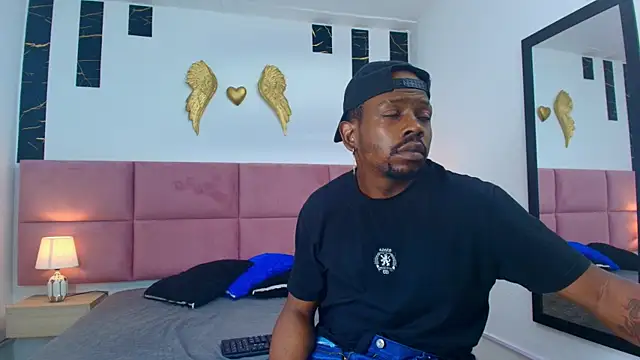 Snapshot of muller_asher chatting on September 24, 2025, 3:35 am muller asher online show from September 24, 2025, 3:35 am