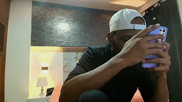 Snapshot of muller_asher chatting on November 7, 2025, 3:22 am muller asher online show from November 7, 2025, 3:22 am