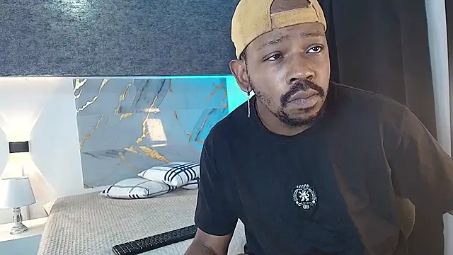 Snapshot of muller_asher chatting on November 9, 2025, 4:16 am muller asher online show from November 9, 2025, 4:16 am