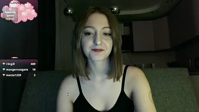 Snapshot of white_liillyy chatting on November 4, 2025, 10:02 pm white liillyy online show from November 4, 2025, 10:02 pm