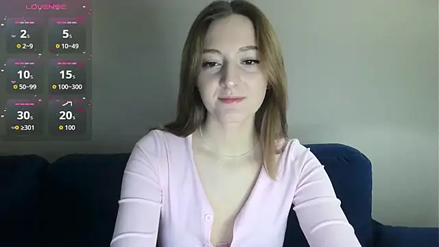 Snapshot of white_liillyy chatting on February 8, 2026, 7:00 pm white liillyy online show from February 8, 2026, 7:00 pm