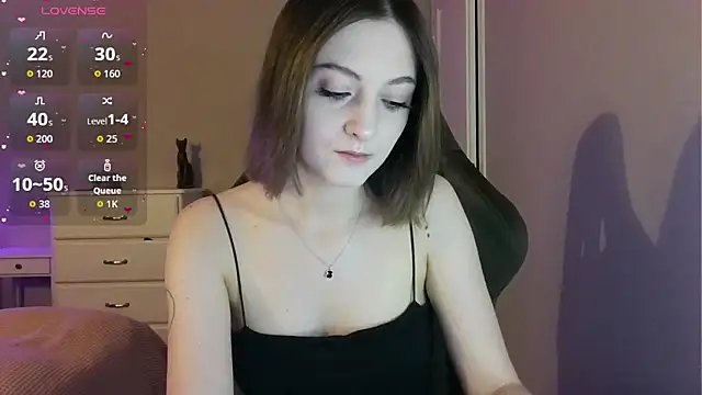 white liillyy online show from June 7, 2026, 9:53 pm
