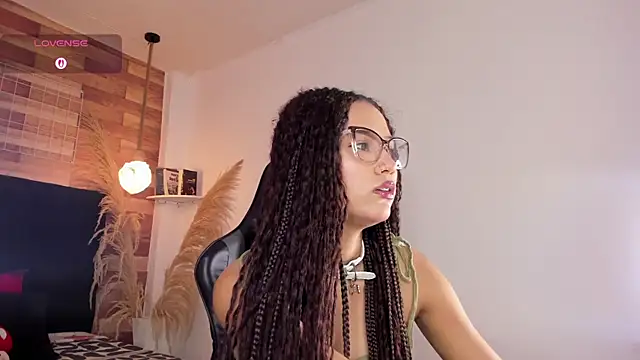 Emily brown04 online show from October 27, 2025, 2:29 pm