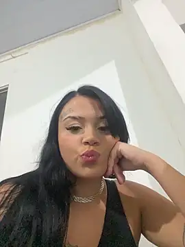 Snapshot of Babebommer chatting on October 26, 2025, 12:44 am Babebommer online show from October 26, 2025, 12:44 am