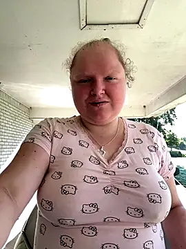 KadiSparkle online show from September 26, 2025, 2:24 pm