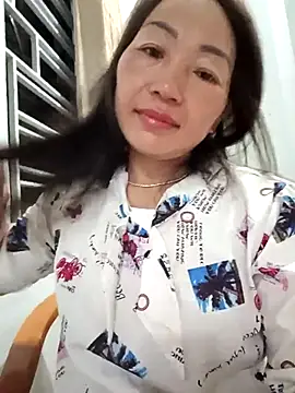 Snapshot of Exembin chatting on September 24, 2025, 7:31 pm Exembin online show from September 24, 2025, 7:31 pm