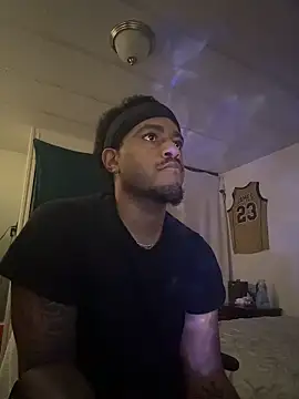 Snapshot of tyrek5051 chatting on November 26, 2025, 3:12 pm tyrek5051 online show from November 26, 2025, 3:12 pm