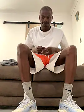 Snapshot of AllDayBbC chatting on December 2, 2025, 12:51 pm AllDayBbC online show from December 2, 2025, 12:51 pm