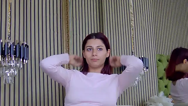 Snapshot of LunaHart chatting on October 16, 2025, 3:20 pm LunaHart online show from October 16, 2025, 3:20 pm