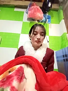 Snapshot of tdtd98 chatting on December 15, 2025, 3:29 pm tdtd98 online show from December 15, 2025, 3:29 pm