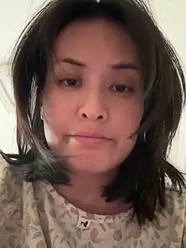 Freda-baby online show from November 11, 2025, 6:41 am