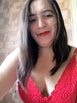 Snapshot of EvelinCutex chatting on October 30, 2025, 8:34 am EvelinCutex online show from October 30, 2025, 8:34 am