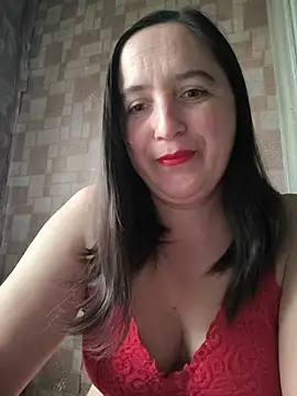 Snapshot of EvelinCutex chatting on November 9, 2025, 10:30 am EvelinCutex online show from November 9, 2025, 10:30 am