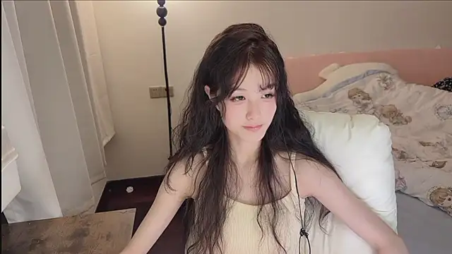 Snapshot of FuFu-puff chatting on November 15, 2025, 11:58 am FuFu-puff online show from November 15, 2025, 11:58 am