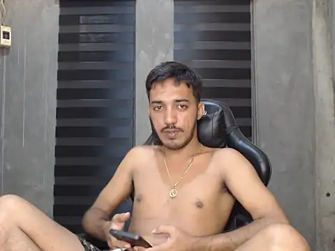 RowyCam online show from September 13, 2025, 9:31 am