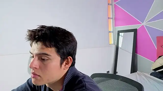 invincible200 online show from October 8, 2025, 3:13 pm